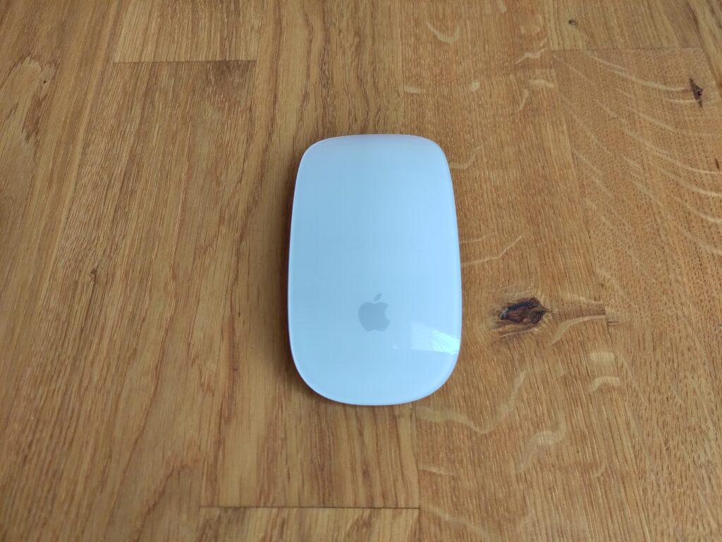Foto der Maus, die sich in einem guten Zustand befindet.