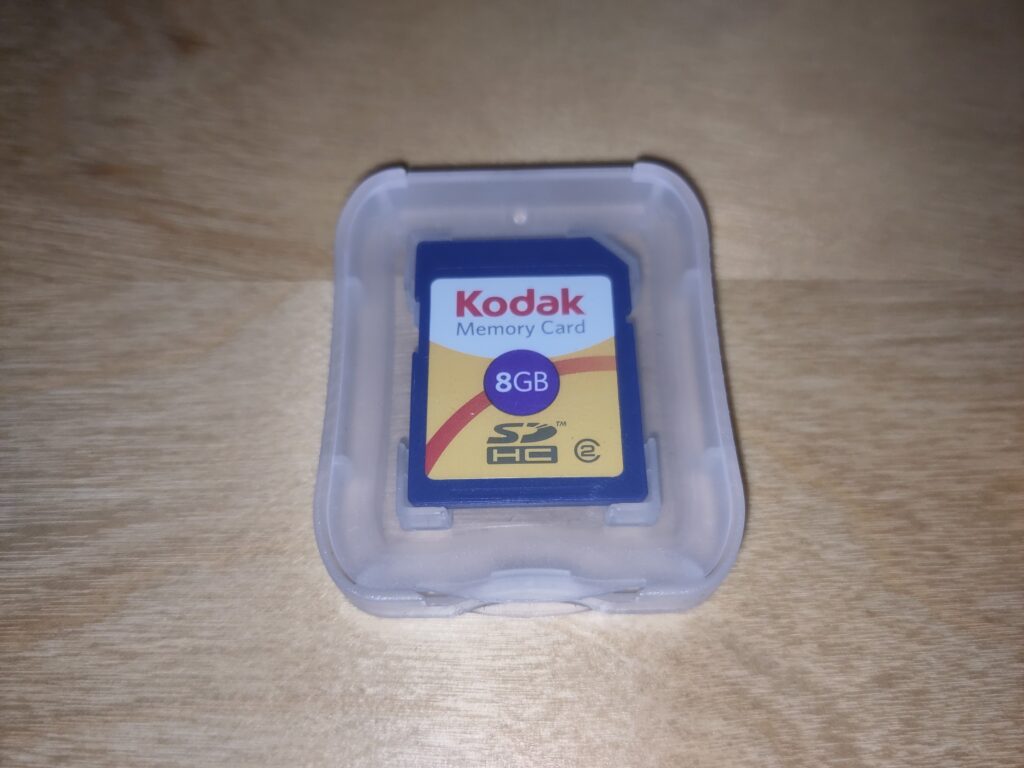 Foto der Karte in einer passenden Schutzhülle.